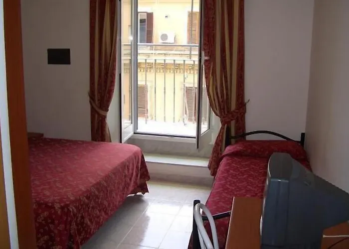 Euro Quiris Hotel *