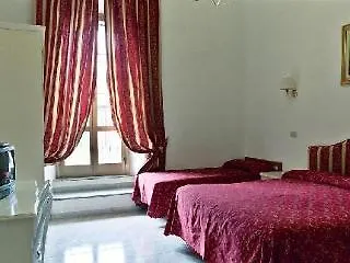 Euro Quiris Hotel